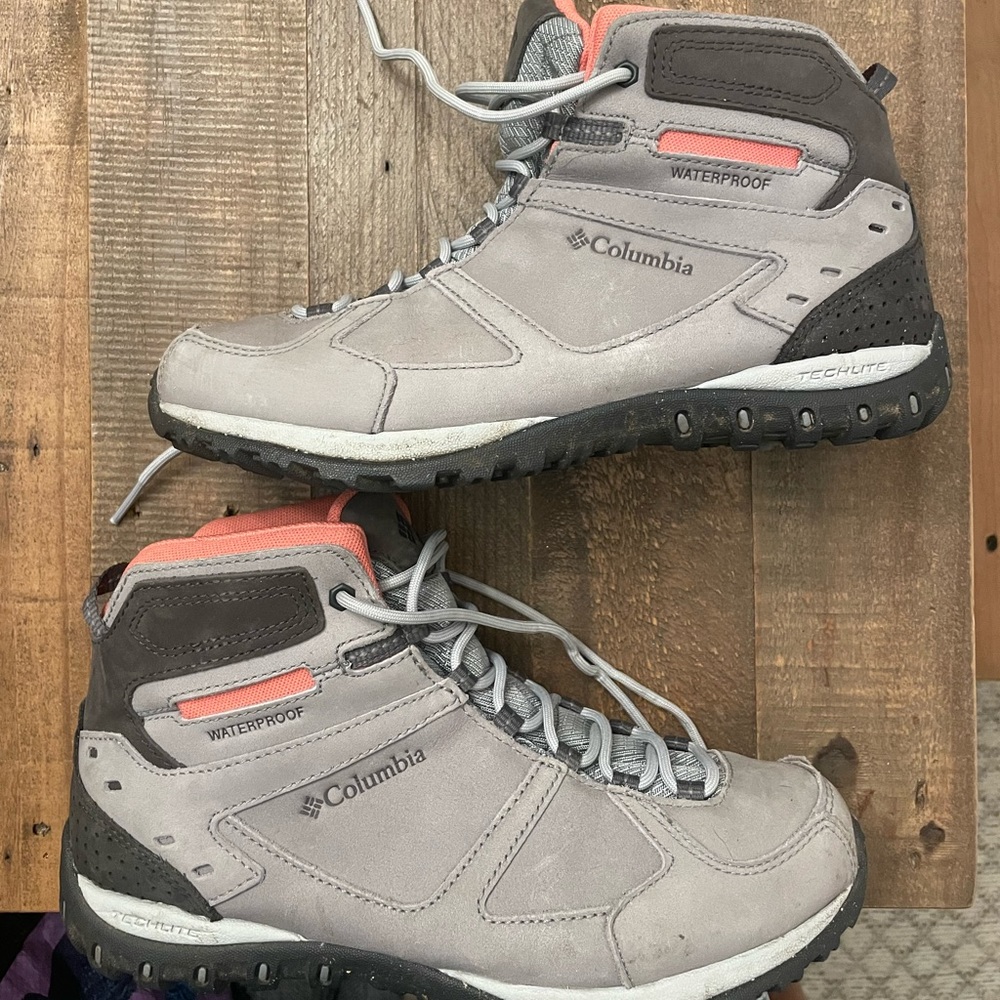 Columbia Women’s Hiking Boots - Size 7